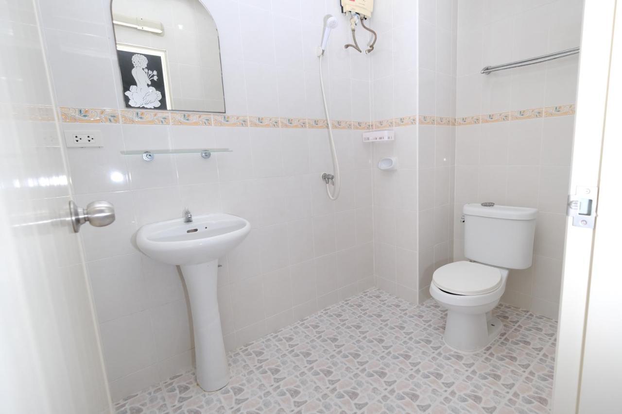 Kiwi Boutique Hotel Patong Экстерьер фото