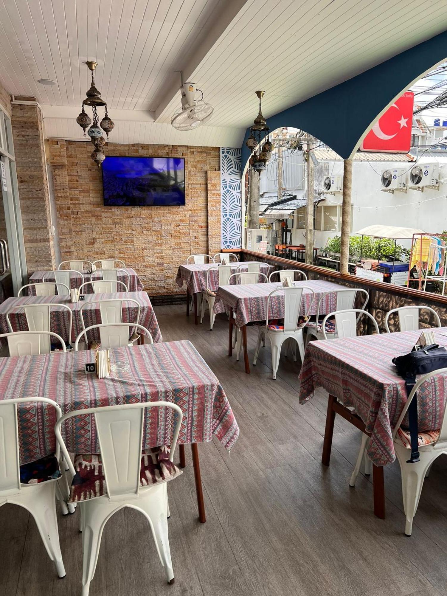 Kiwi Boutique Hotel Patong Экстерьер фото